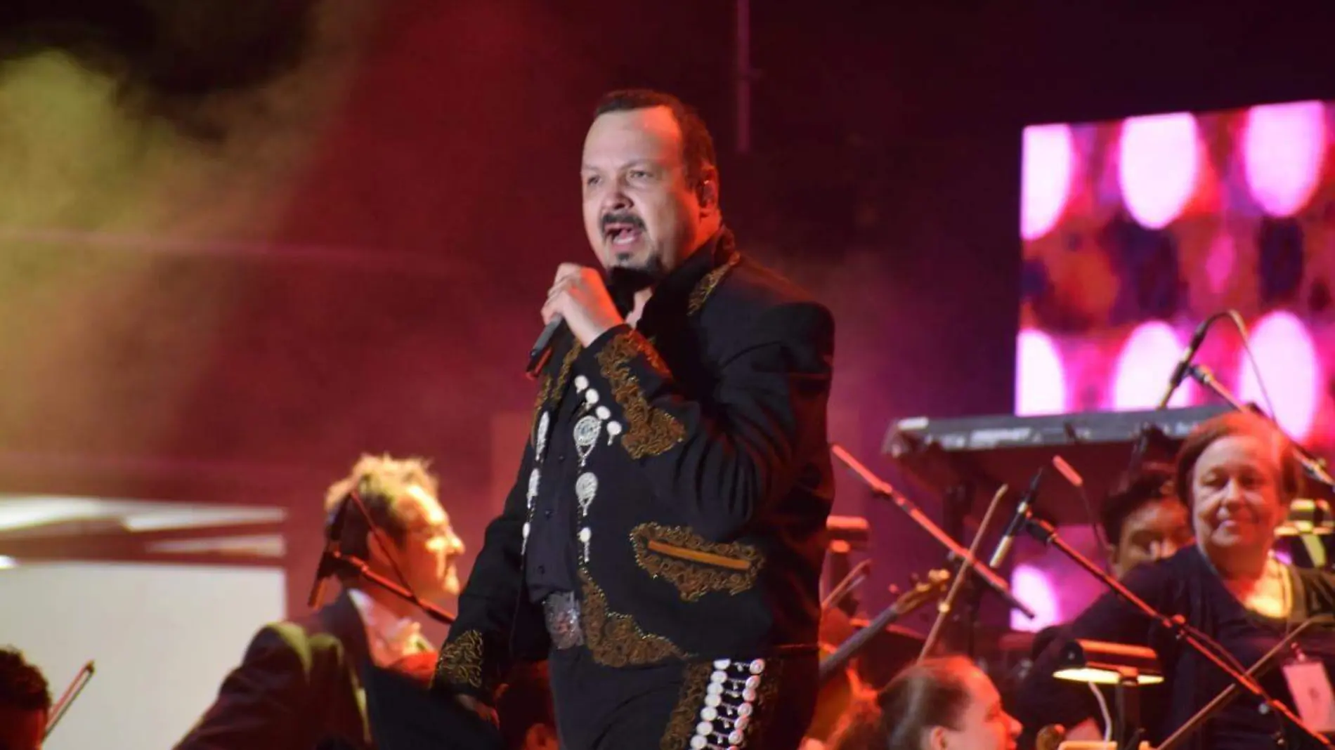 pepe aguilar 2